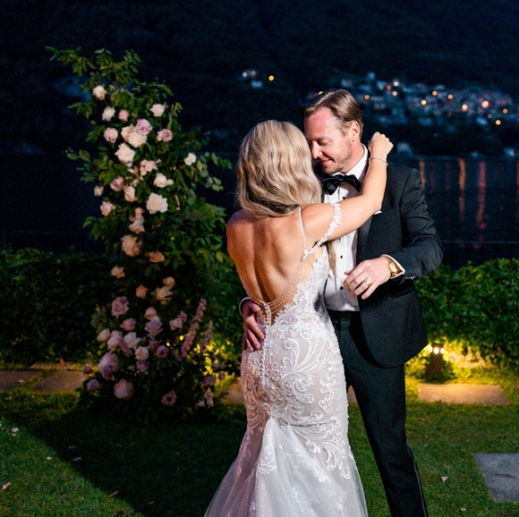 Essence of Australia Wedding Dress - Picture 9 of 10